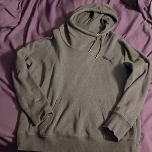 Like new Puma sweatshirt size xl